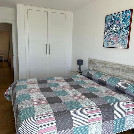 Apartamento Frente Al Mar,Primera Linea De Playa Rincón de la Victoria Exterior photo