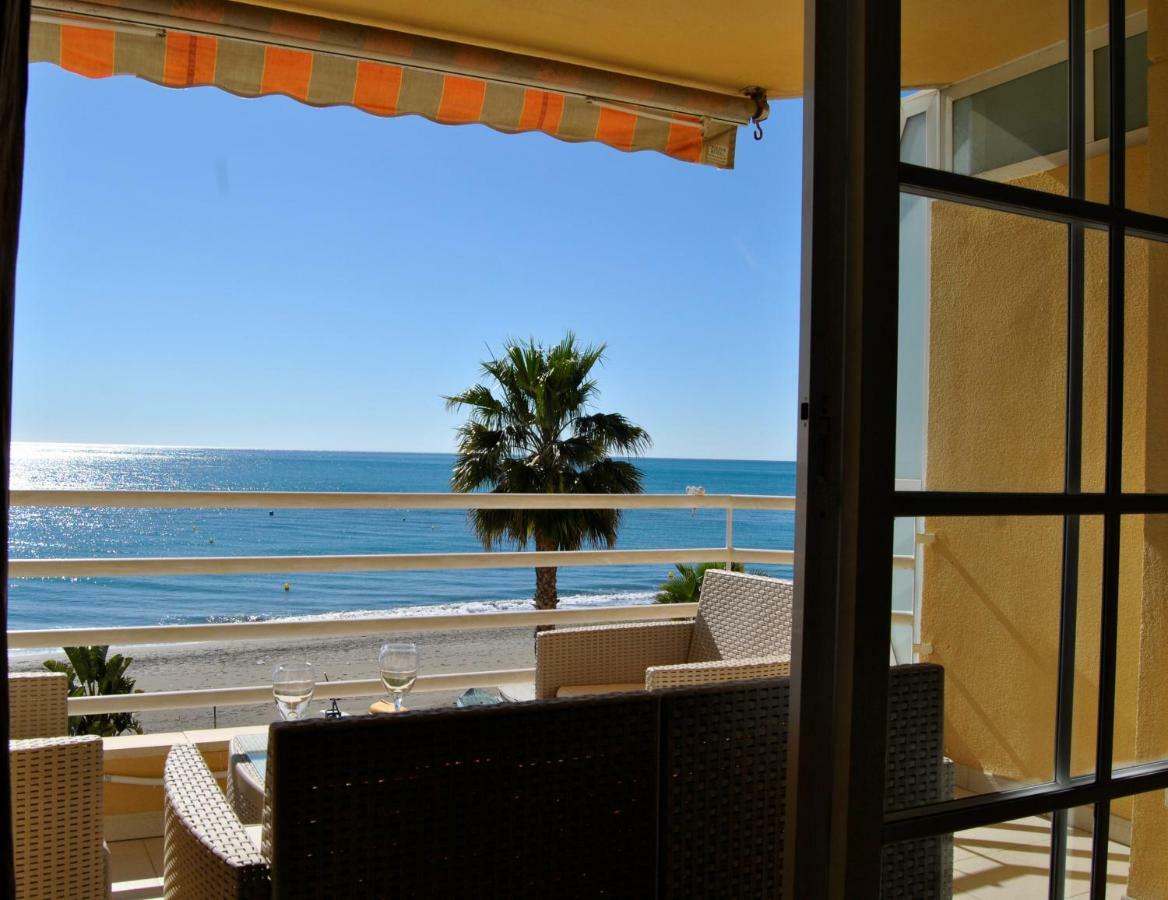 Apartamento Frente Al Mar,Primera Linea De Playa Rincón de la Victoria Exterior photo